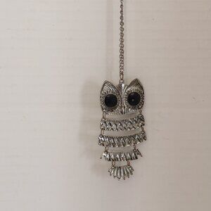 Owl Necklace Silver Tone Chain 16in Necklace 191/2in